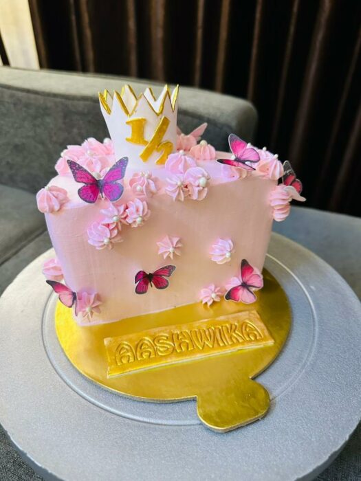 All cakes