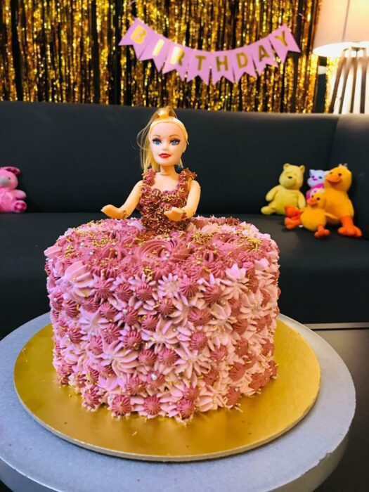 All cakes